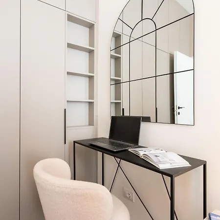 Mazzini By Halldis Apartment